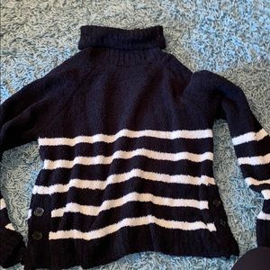 Large Forever 21 Sweater Turtle Neck